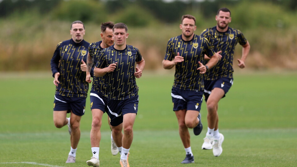 OUFC players running