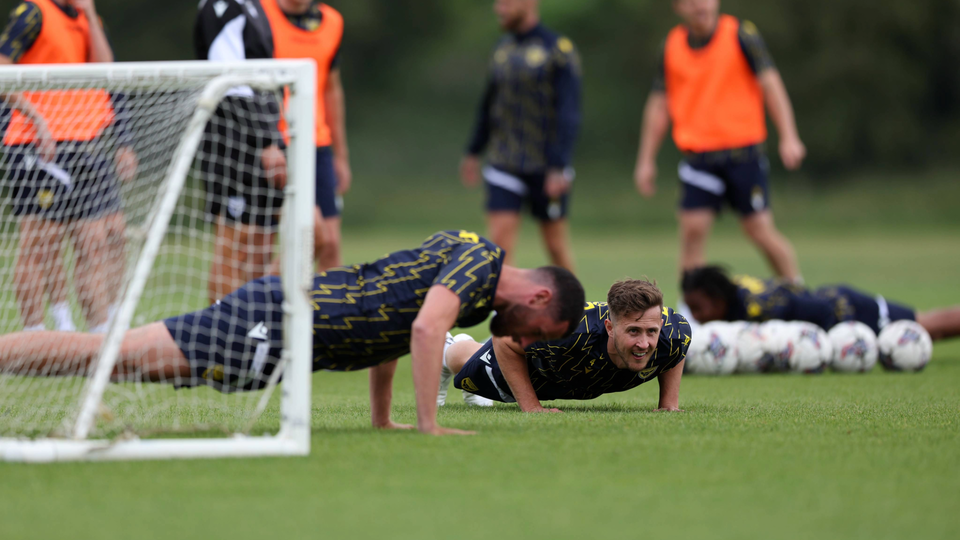 Will Vaulks Press Ups