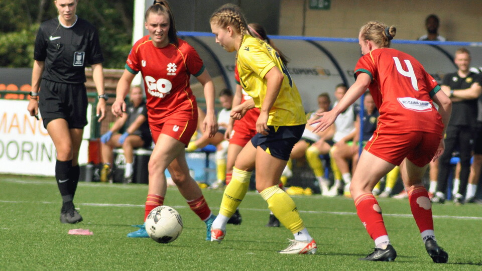women vs Gwalia