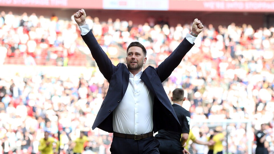 Des Buckingham Wembley