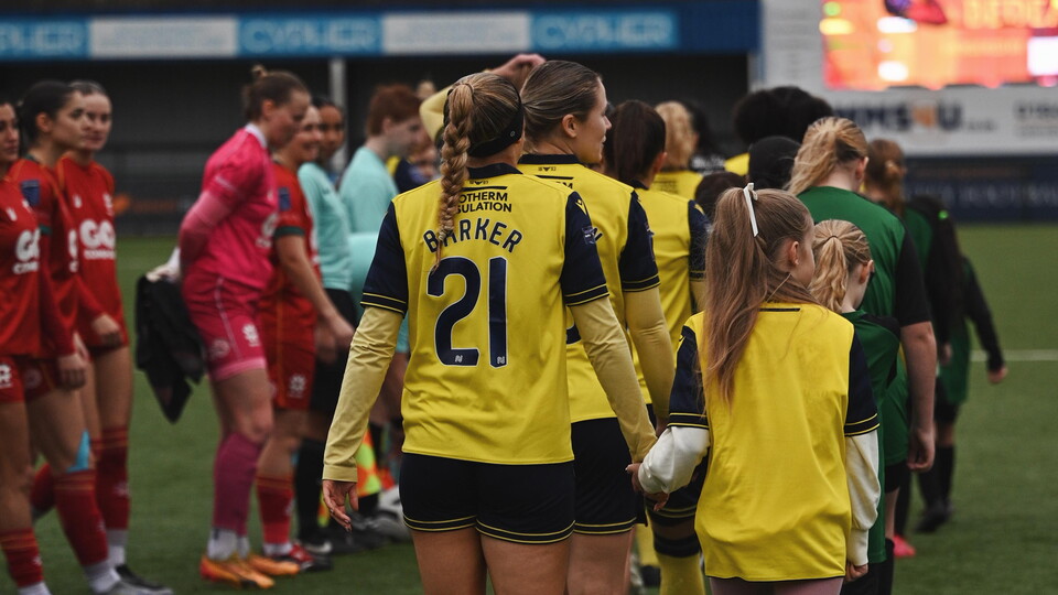 Maisy Barker lines up for Oxford United Women